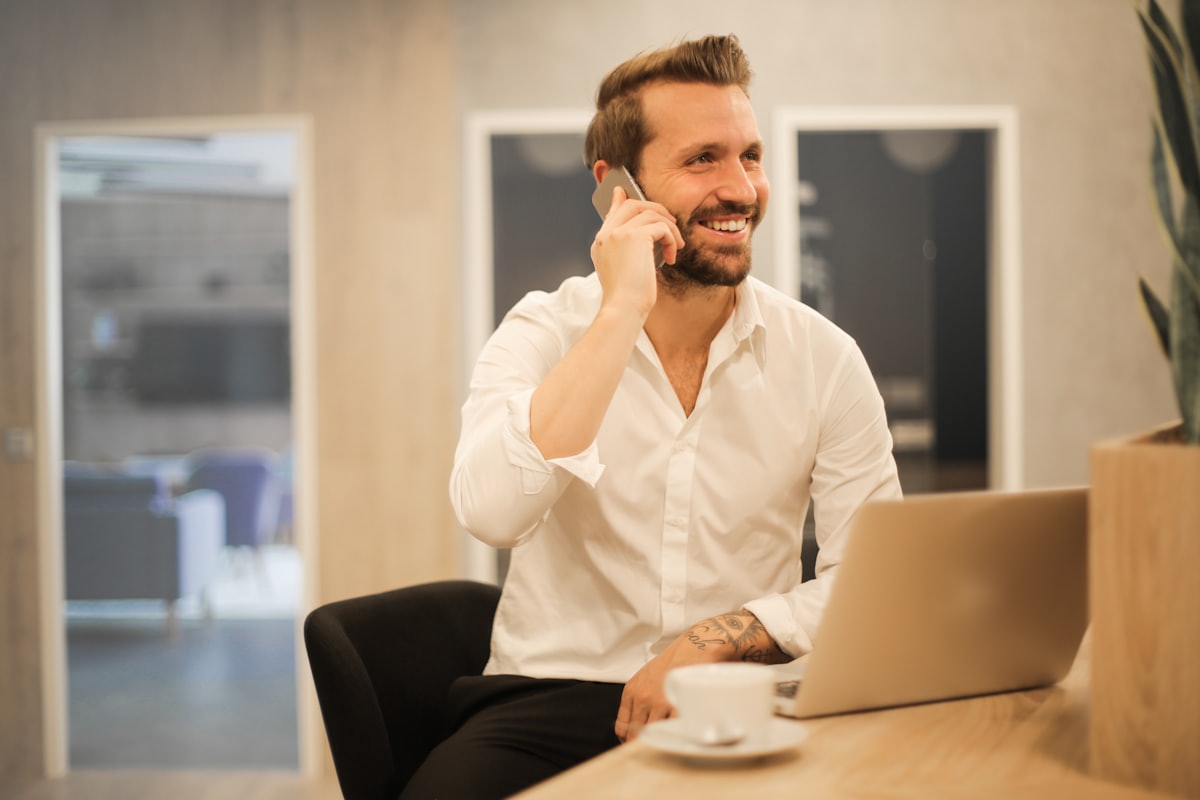 Experienced UK-based caller in a consultative conversation with a decision-maker
